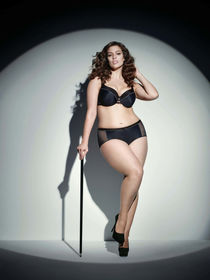Elisandra Tomacheski photo