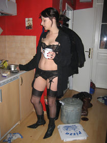 Hottie in the kitchen.